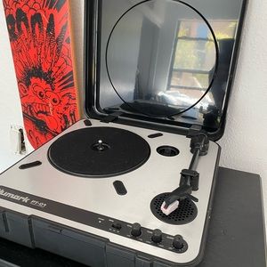 Numark Portable Vinyl Turntable Record Player